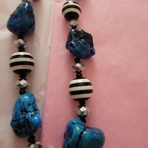 Chunky beed necklace